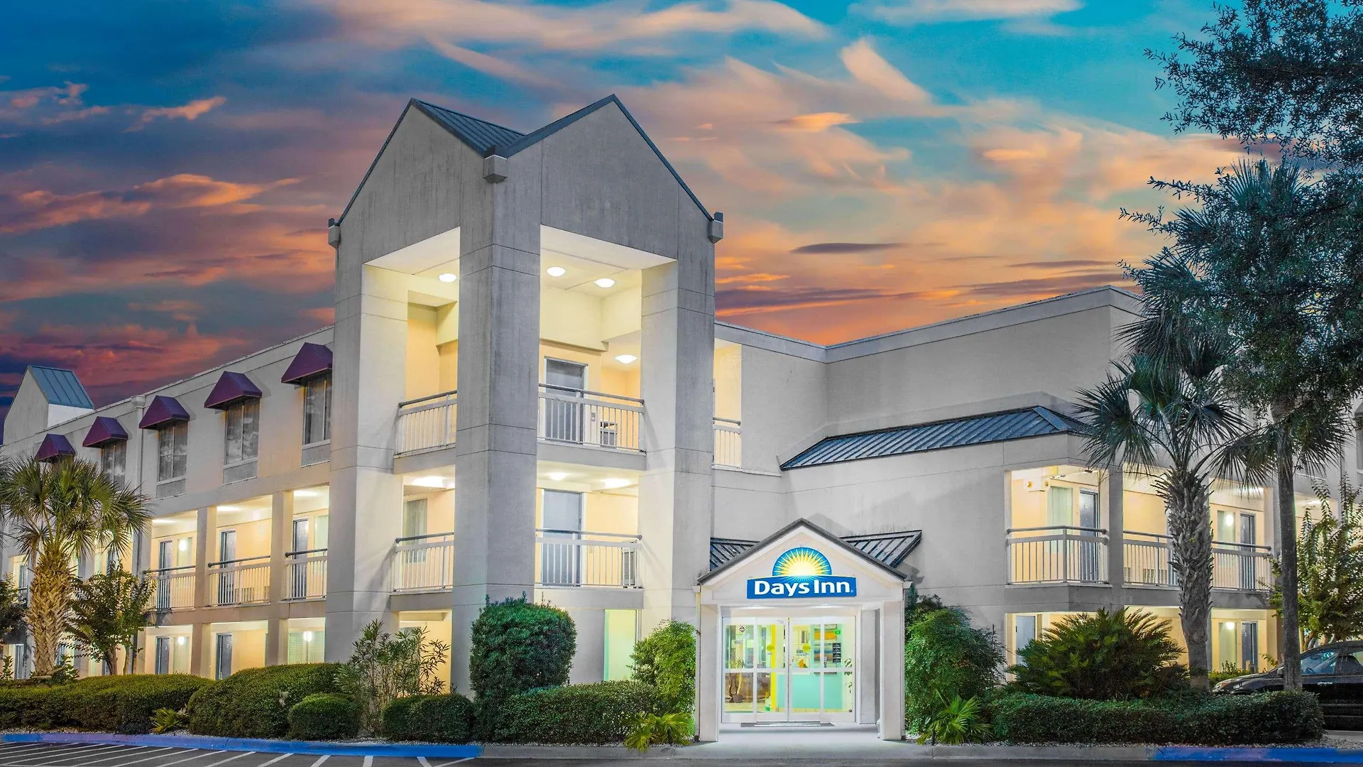 Hotel Carolina A Days Inn By Wyndham Hilton Head Island