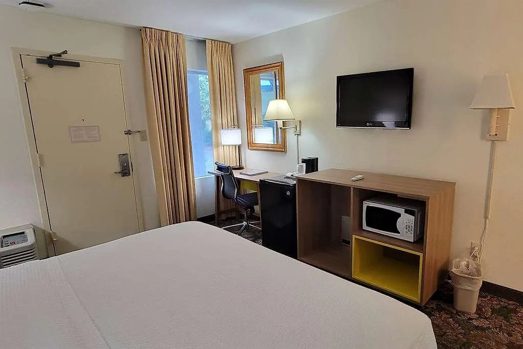 ***  Hotel Carolina A Days Inn By Wyndham Hilton Head Island United States