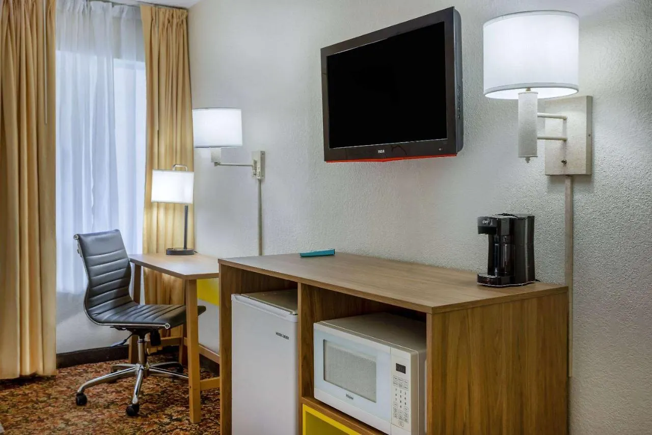 Hotel Carolina A Days Inn By Wyndham Hilton Head Island United States